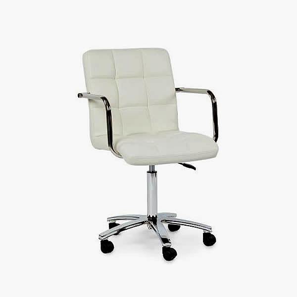 femke-chair Femke Beauty Client Chair asiakastuoli