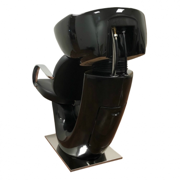 Pesupaikka Eve, musta allas